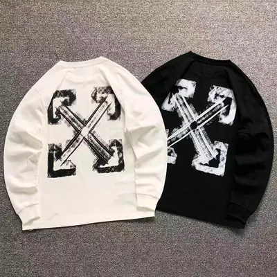 ¥125 OFF-WHITE LONG SLEEVED 5208052419(im 170cm 60kg i wear size M in the phot)