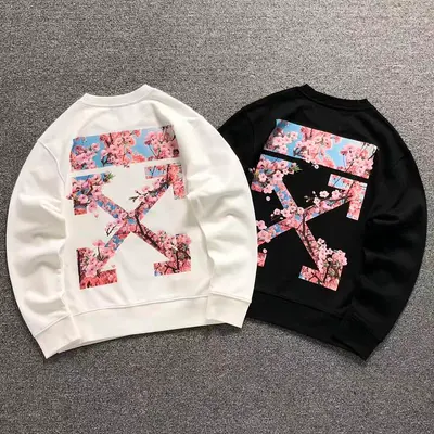 ¥165 OFF-WHITE HOODIE 5208052119(im 170cm 60kg i wear size S in the phot)