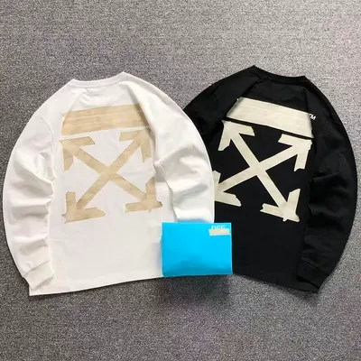 ¥125 OFF-WHITE LONG SLEEVED 5208052319(im 170cm 60kg i wear size M in the phot)