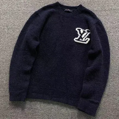 ￥178 L⭐ SWEATER 42080606146（im 170cm 60kg i wear size M in the phot）