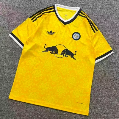 ￥82 FOOTBALL T-SHIRT 128606002（im 170cm 60kg i wear size M in the phot）