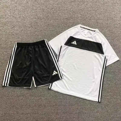 ￥88 FOOTBALL T-SHIRT SHORTS 128628002（im 170cm 60kg i wear size M in the phot）