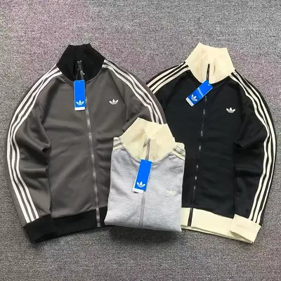 ¥165 A⭐I⭐AS HOODIE 4208100177(im 170cm 60kg i wear size M in the phot)