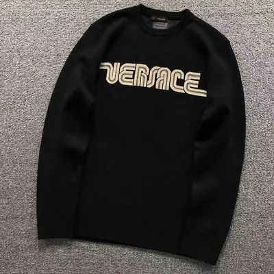 ¥208 V⭐⭐SA⭐E SWEATER 3208110621(im 170cm 60kg i wear size L in the phot)
