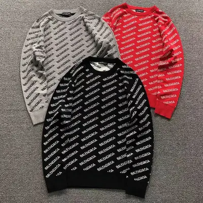 ¥235 B⭐L⭐⭐⭐IA⭐A SWEATER 4208111901(im 170cm 60kg i wear size XL in the phot)
