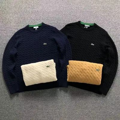 ¥228 LACOSTE SWEATER 22081109171(im 170cm 60kg i wear size L in the phot)