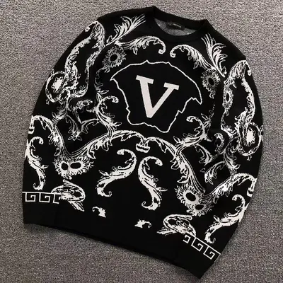 ¥208 D⭐LC⭐ GA⭐⭐A⭐A SWEATER 3208110921(im 170cm 60kg i wear size L in the phot)