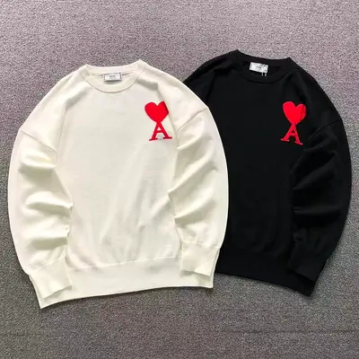 ¥235 AMI SWEATER 5208110201(im 170cm 60kg i wear size L in the phot)