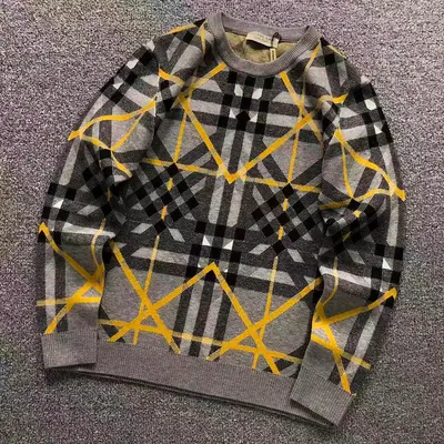 ￥208 B⭐R⭐E⭐RY SWEATER 3208121721（im 170cm 60kg i wear size L in the phot）