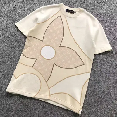 ￥178 L⭐ T-SHIRT 3208125421（im 170cm 60kg i wear size S in the phot）