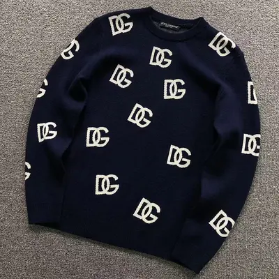 ￥208 D⭐LC⭐ GA⭐⭐A⭐A SWEATER 3208123121（im 170cm 60kg i wear size L in the phot）