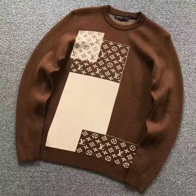 ￥208 L⭐ SWEATER 3208123421（im 170cm 60kg i wear size L in the phot）