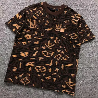 ￥178 L⭐ T-SHIRT 3208124421（im 170cm 60kg i wear size S in the phot）