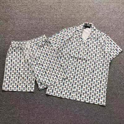 TOP¥105 SHORTS ¥98 L⭐ SHIRT SHORTS 2208141939(im 170cm 60kg i wear size L in the phot)