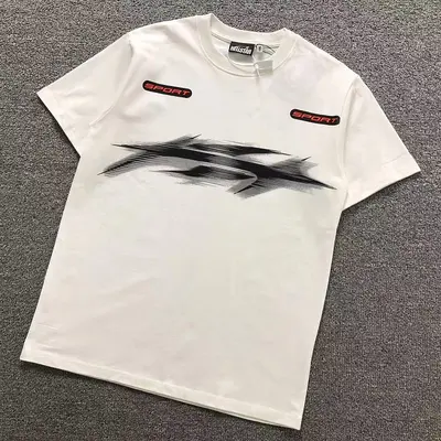¥118 HELLSTAR T-SHIRT 4208151072(im 170cm 60kg i wear size M in the phot)