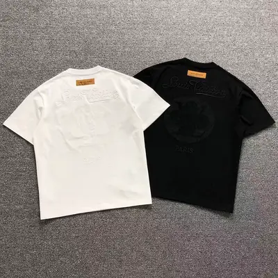 ¥125 L⭐ T-SHIRT 52081503147(im 170cm 60kg i wear size M in the phot)