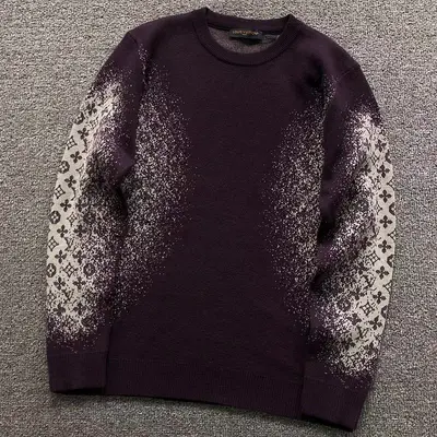 ￥208 L⭐ SWEATER 3208160421（im 170cm 60kg i wear size L in the phot）