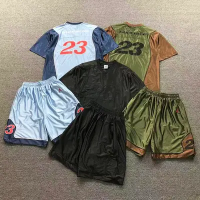 TOP ￥208 SHORTS ￥208 S⭐⭐R⭐⭐E T-SHIRT SHORTS 22081934001 （im 170cm 60kg i wear size M in the phot）