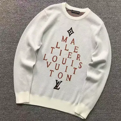 ￥235 L⭐ SWEATER 4208191001（im 170cm 60kg i wear size XL in the phot）
