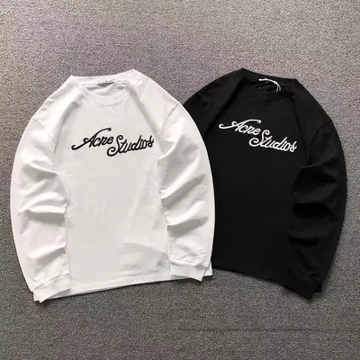 ¥135 ACNE STUDIOS LONG SLEEVED 2208190204(im 170cm 60kg i wear size M in the phot)