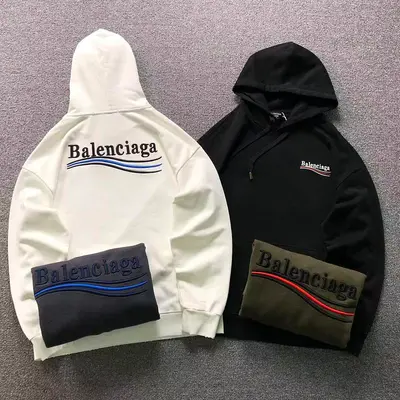 ¥188 B⭐L⭐⭐⭐IA⭐A HOODIE 32085190921(im 170cm 60kg i wear size M in the phot)