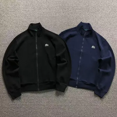 ¥218 LACOSTE HOODIE 2208210504(im 170cm 60kg i wear size M in the phot)