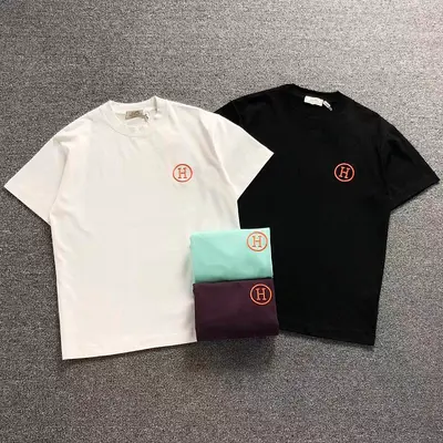 ¥118 H⭐R⭐⭐S T-SHIRT 3208211221(im 170cm 60kg i wear size L in the phot)