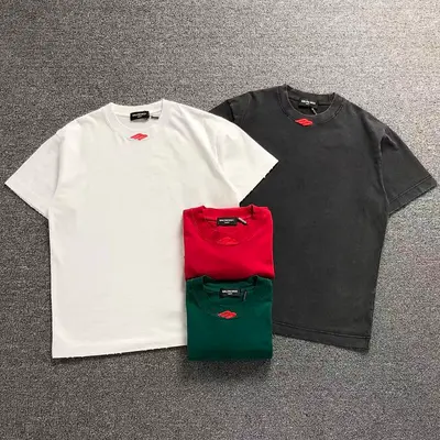 ¥118 B⭐L⭐⭐⭐IA⭐A T-SHIRT 3208210621(im 170cm 60kg i wear size L in the phot)