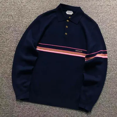 ¥258 V⭐⭐SA⭐E SWEATER 3208211621(im 170cm 60kg i wear size L in the phot)