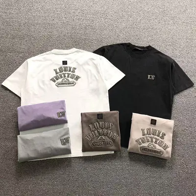 ¥125 L⭐ T-SHIRT 5208240681(im 170cm 60kg i wear size M in the phot)