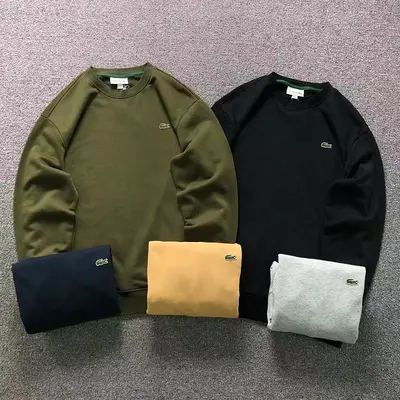 ¥178 LACOSTE HOODIE 22082502171(im 170cm 60kg i wear size XL in the phot)