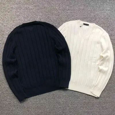 ¥258 P⭐A⭐A SWEATER 3208271421(im 170cm 60kg i wear size M in the phot)