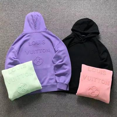 ¥188 L⭐ HOODIE 3208270821(im 170cm 60kg i wear size M in the phot)