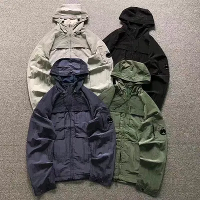 ￥235 CP JACKET 22082824172（im 170cm 60kg i wear size M in the phot）