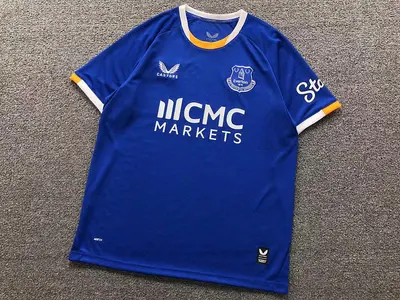 ￥82 FOOTBALL T-SHIRT 1282809002 （im 170cm 60kg i wear size M in the phot）