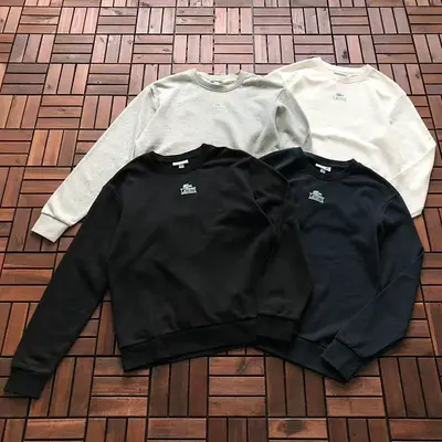 ￥.~115 L🔥C🔥ST🔥 SWEATER 22082510(im 180CM 68KG iwear size L in the photo）