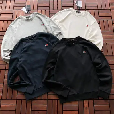 ￥~115 T 🔥🔥🔥 H🔥🔥🔥R SWEATER 22082408 (im 180CM 68KG iwear size L in the photo）