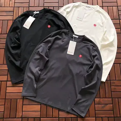 ￥.~95 L🔥🔥UL🔥M🔥N LONG-SLEEVE 22082505(im 180CM 68KG iwear size L in the photo）
