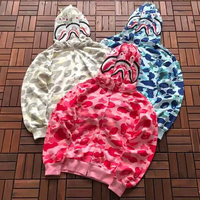 ¥~249 BAPE HOODIE 22090858 (im 180CM 68KG iwear size L in the photo)