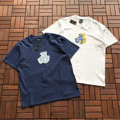 ￥~85 HUF T-SHIRT 11050248