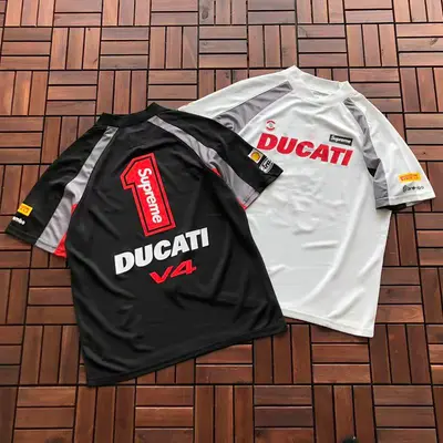 ￥~125 S🔥P🔥E🔥E X DUCATI T-SHIRT 22091433 (im 180CM 68KG iwear size M in the photo）