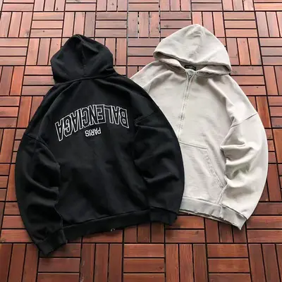 ¥~225 B🔥L🔥🔥🔥IA🔥A HOODIE 22092144 (im 180CM 68KG iwear size L in the photo)