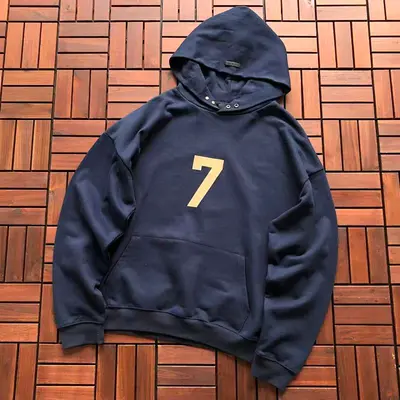 ¥~205 FOG HOODIE 22092136 (im 180CM 68KG iwear size M in the photo)