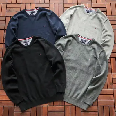 ¥~139 T 🔥🔥🔥 H🔥🔥🔥R SWEATER 22092127 (im 176CM 58KG iwear size L in the photo)
