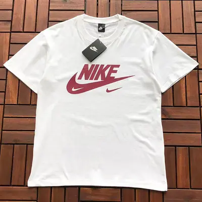¥~85 N🔥K🔥 T-SHIRT 22092121 (im 176CM 58KG iwear size M in the photo)