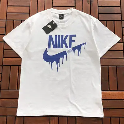 ¥~85 N🔥K🔥 T-SHIRT 22092120 (im 176CM 58KG iwear size M in the photo)