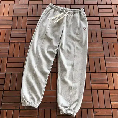 ￥~205 Z🔥🔥G🔥A TROUSERS 22092211 (im 180CM 68KG iwear size XL in the photo)