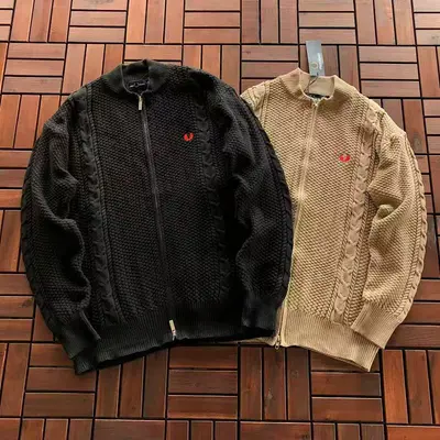 ¥~225 FRED PERRY SWEATER 22092375 (im 180CM 68KG iwear size L in the photo)