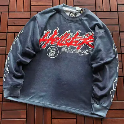 ¥~ 99 HELLSTAR LONG-SLEEVE 33110819 (im 180CM 68KG iwear size M in the photo)