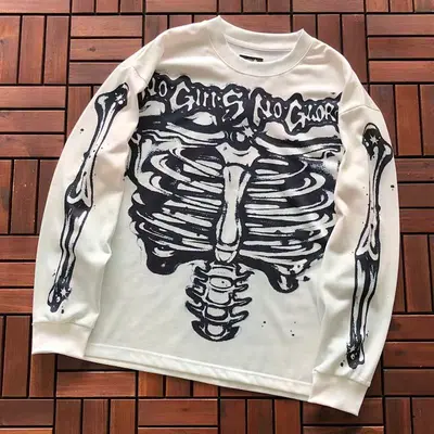 ￥~ 99 HELLSTAR LONG-SLEEVE 33110806 (im 180CM 68KG iwear size M in the photo)